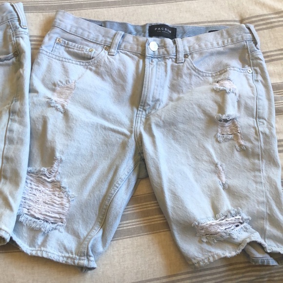 Ripped jean shorts - Picture 2 of 3